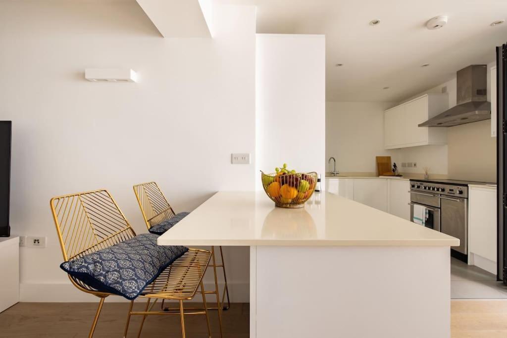 Wild Roses Serviced Apartments - Borough London Exterior photo